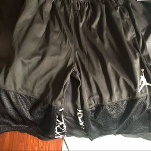 Jordan black basketball shorts NEW retro size L